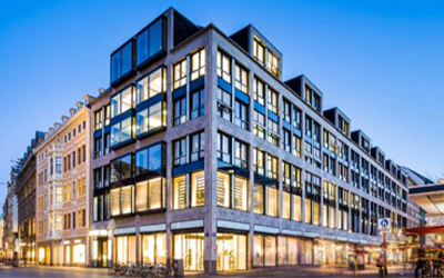 Zum Zweckbau